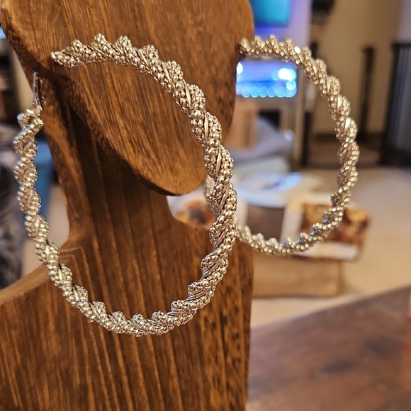 Twisted Silver Toned Large Hoops Statement Earrings - Picture 3 of 6